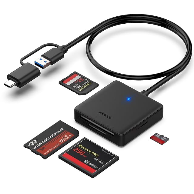 BENFEI black 4-in-1 card reader with SD, microSD, Memory Stick and CompactFlash slots